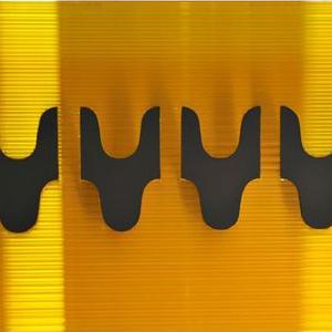 Peinture de la série ''Eclipse et jeux de Lumière'' - ''ST-P1050'' - polycarbonate + extrudé peint 105x195 cm