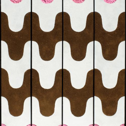 série Fenêtre- ici ''Lumière rose'' ST I- extrudé sculpté + sable de marbre+ terre crue sur châssis en fer peint-135 x100 cm