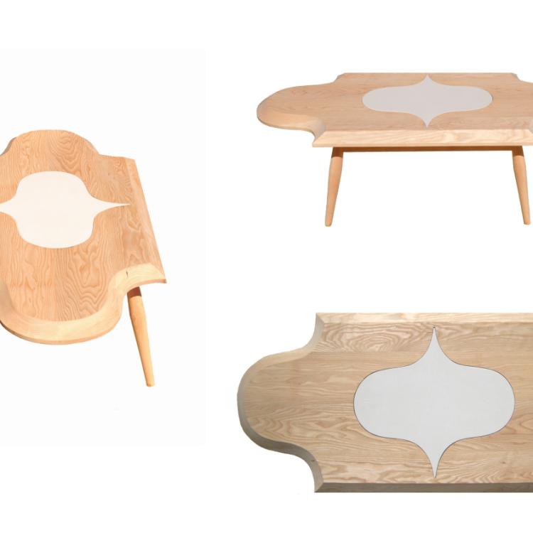 Table basse '' Toad '' - Frêne massif - partie centrale amovible en résine - 130x58x39 cm - bois naturel huilé - pièce unique -